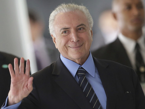 Plusieurs proches du président Temer interpellés au Brésil