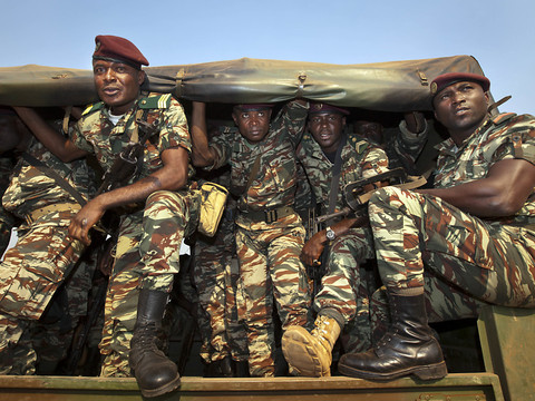 Cameroun: douze touristes libérés, dont sept Suisses
