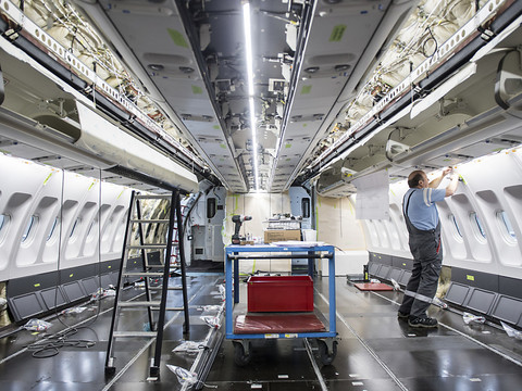 SR Technics va biffer 300 emplois et en créer 100 autres à Zurich