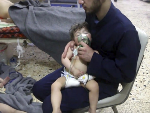 Syrie: l'OMS parle de symptômes liés à une utilisation d'agents chimiques
