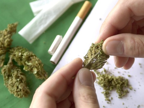 Le tabac encrasse bien plus les artères que le cannabis