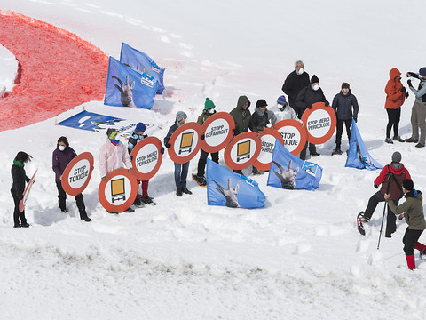 Action contre le fret routier de substances toxiques au Simplon