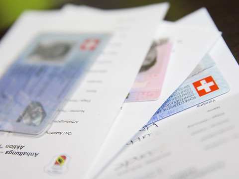 Bruxelles veut introduire des cartes d'identité biométriques