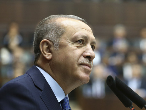 Turquie: Erdogan annonce des élections anticipées le 24 juin