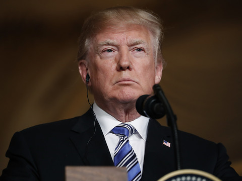 Trump est une menace significative pour l'Etat de droit selon Comey