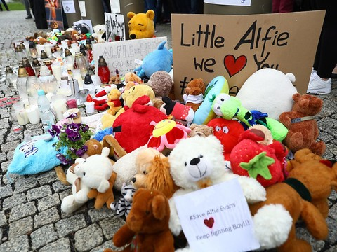 Mort d'Alfie Evans, bébé au coeur d'une longue bataille judiciaire