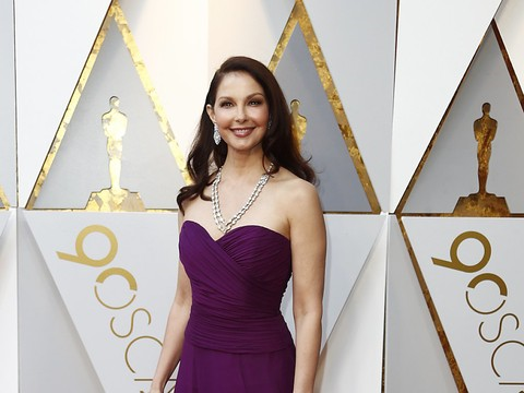 Ashley Judd poursuit Weinstein pour avoir 