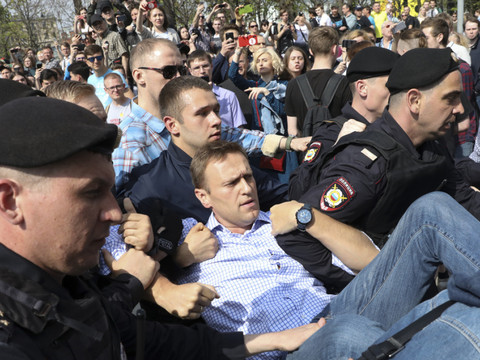 Russie: l'opposant Navalny relâché après une manifestation anti-Poutine