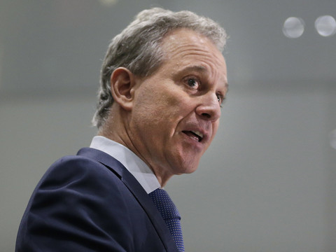 Accusé de violences, le procureur de l'Etat de New York démissionne