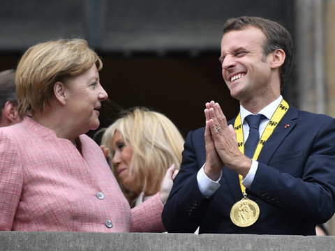 Macron presse l'Allemagne d'oser la confiance