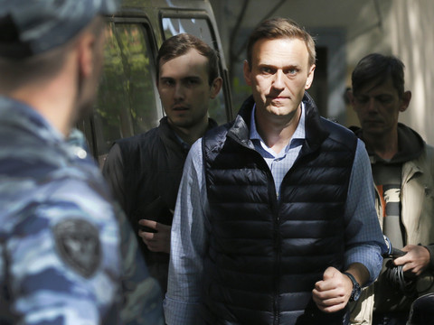 L'opposant Alexeï Navalny comparaît devant la justice