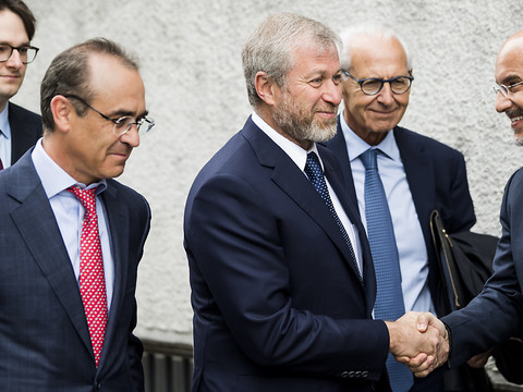 L'oligarque Roman Abramovitch se distancie de la gestion de Runicom