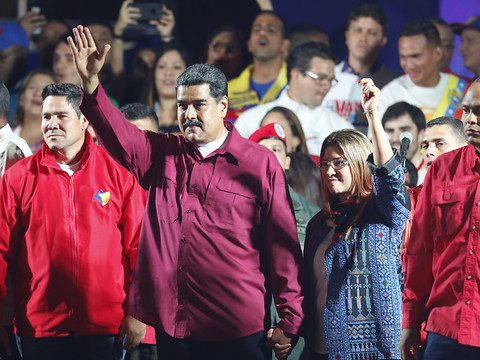 Maduro remporte la présidentielle vénézuélienne avec 67,7% des voix