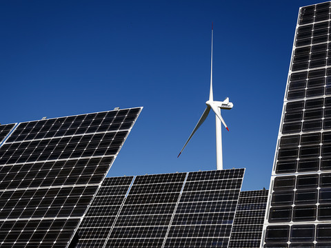 La Suisse mauvais élève pour l'énergie solaire et éolienne