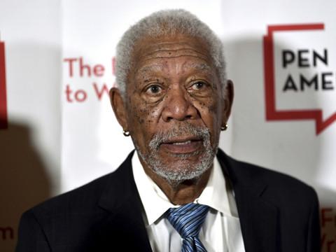 L'acteur Morgan Freeman s'excuse après avoir été accusé d'arcèlement sexuel
