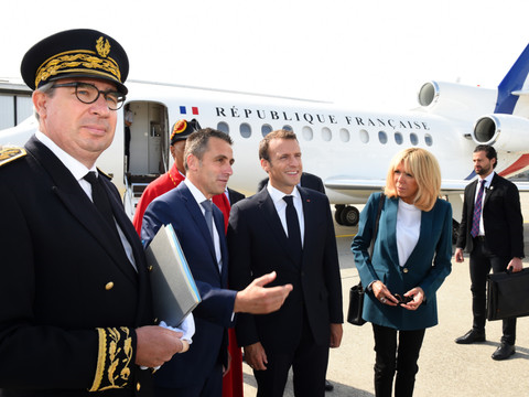 Emmanuel Macron chez Voltaire pour lancer une loterie du patrimoine