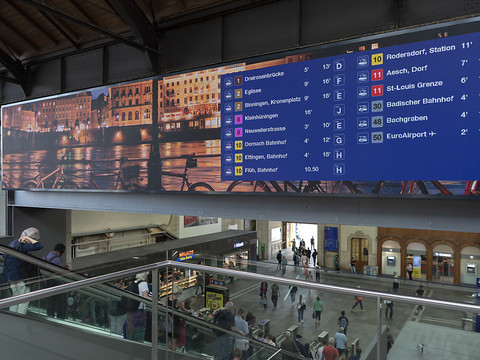 Nouvel écran LED de 12 mètres pour mieux informer les voyageurs