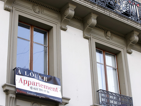 Les loyers stagnent en mai, recul à Genève et Vaud