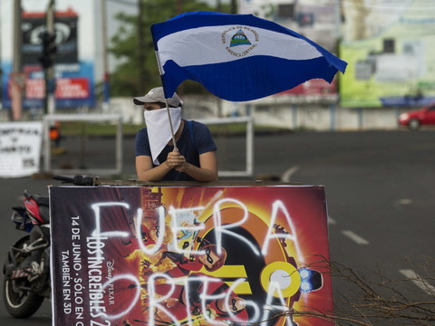 Manifestations au Nicaragua: 121 morts depuis mi-avril (ONG)