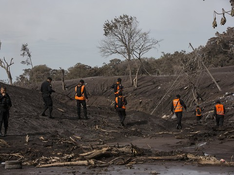 Éruption volcanique au Guatemala: le bilan s'alourdit à 109 morts