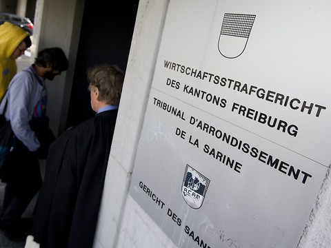 La querelle des langues éclate devant une cour fribourgeoise