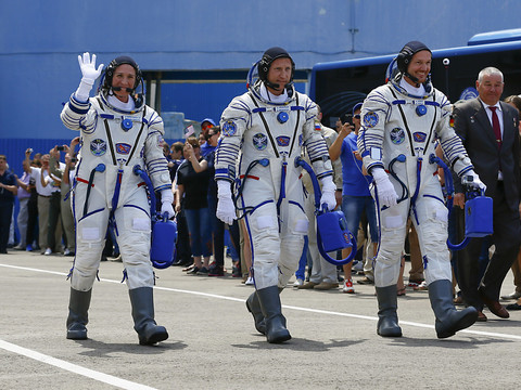 Arrimage à l'ISS réussi pour un Soyouz et ses trois spationautes