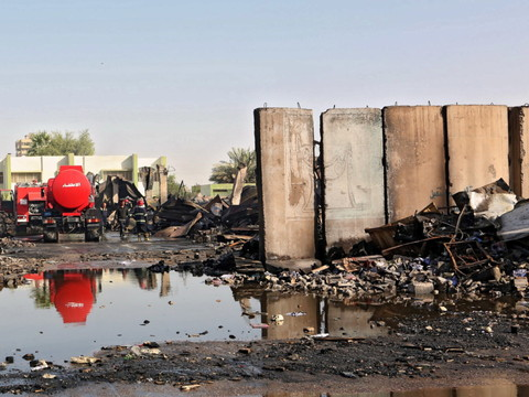 Quatre suspects arrêtés après l'incendie d'un dépôt à Bagdad
