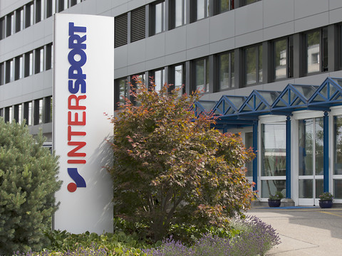 Intersport Suisse fusionne avec la société Zelfi Sports