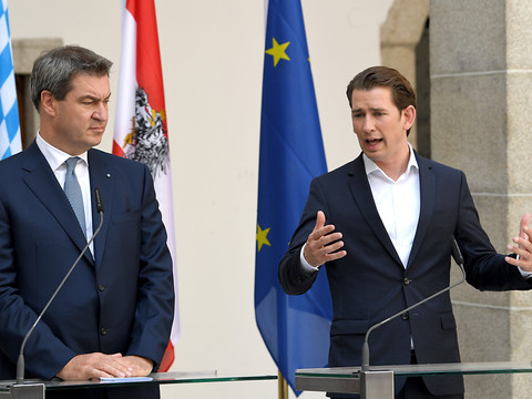 Sebastian Kurz agite le spectre d'une 