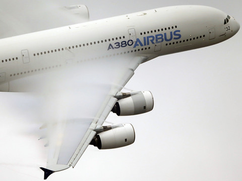 Airbus menace de revoir ses investissements au Royaume-Uni