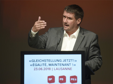 Lausanne: Christian Levrat attaque violemment Ignazio Cassis