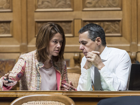 La présidente du PLR monte au front pour défendre Ignazio Cassis