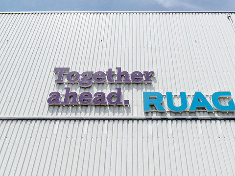 RUAG devra dissocier ses activités suisses et internationales