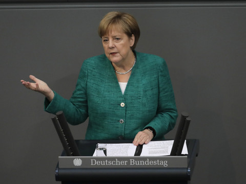 L'UE joue son va-tout sur l'immigration, dit Merkel avant le sommet