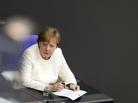 Le SPD veut examiner de près le compromis CDU-CSU sur les migrants