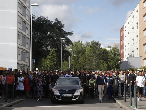 A Nantes, une troisième nuit émaillée de violences