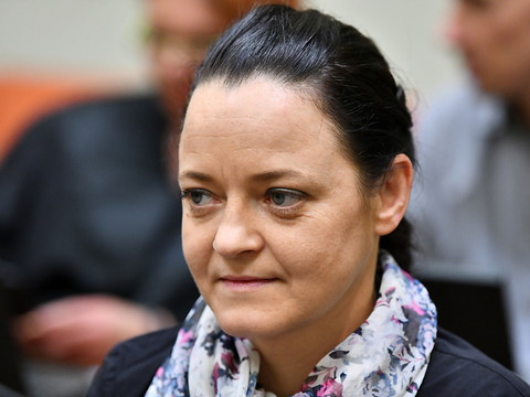 Meurtres néonazis en Allemagne: prison à vie pour la principale accusée