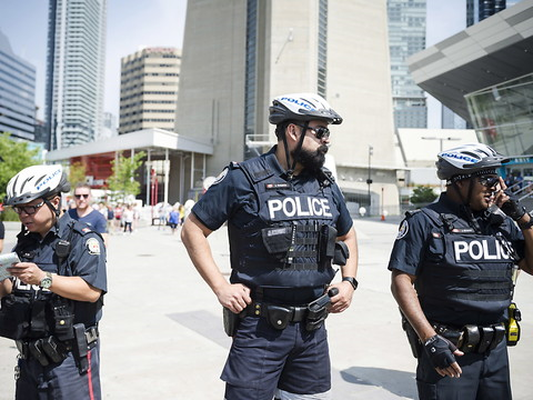 Toronto: présence policière après un 