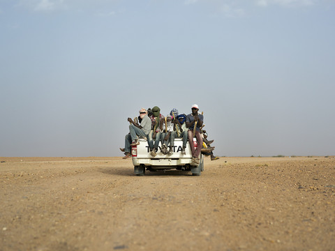 Libye: huit migrants, dont six enfants, morts asphyxiés dans un camion