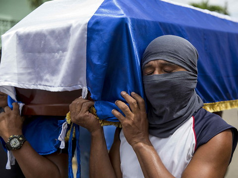 Les pressions s'intensifient sur le président du Nicaragua
