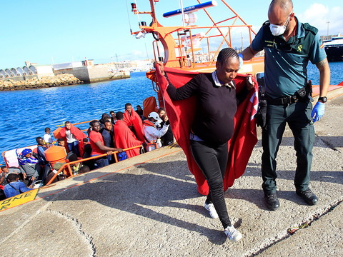 L'Espagne dépasse l'Italie en arrivées de migrants par mer (ONU)