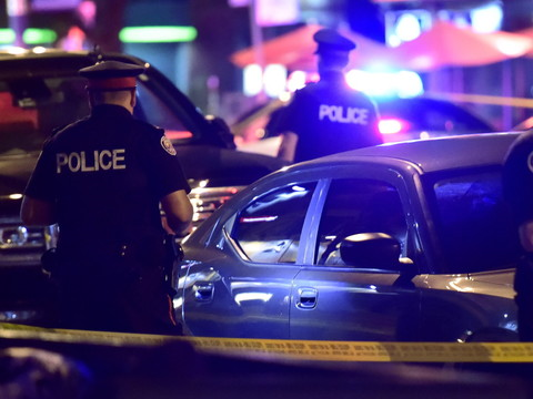 La fusillade de Toronto a fait deux morts, dont le tireur