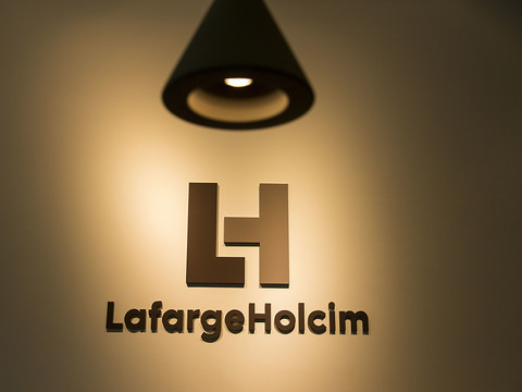 LafargeHolcim voit sa rentabilité semestrielle reculer