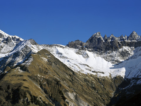 Un avion s'est écrasé au Piz Segnas (GR)
