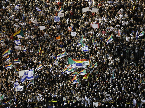 Immense foule de druzes israéliens contre une loi controversée