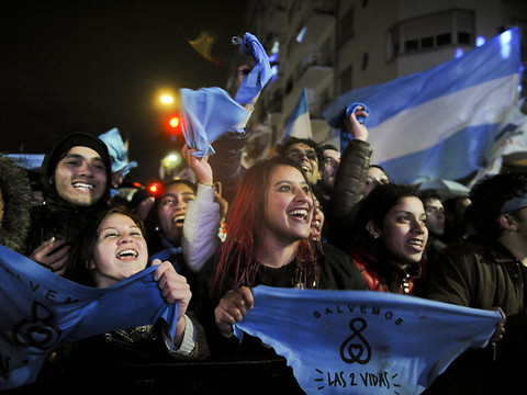 Le Sénat argentin rejette la légalisation de l'avortement