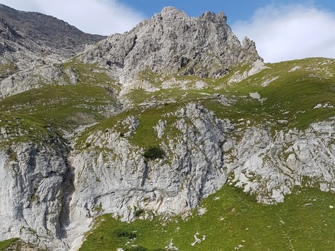Un alpiniste autrichien retrouvé mort près de Seewis (GR)