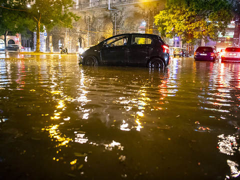 27 millions de francs de dégâts déclarés après deux mois