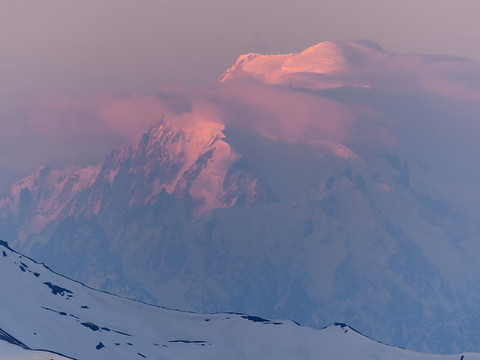 Les alpinistes peuvent à nouveau grimper sur le Mont Blanc