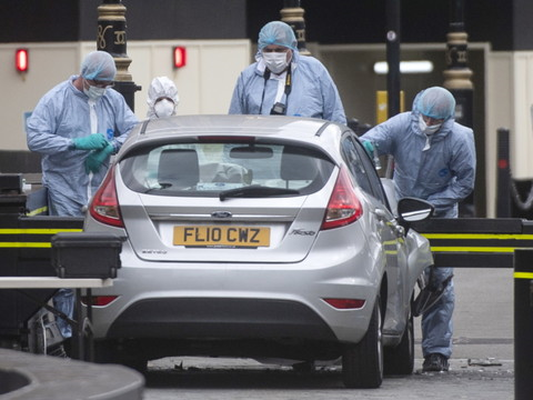 Attentat à Londres: le suspect inculpé de tentatives de meurtre